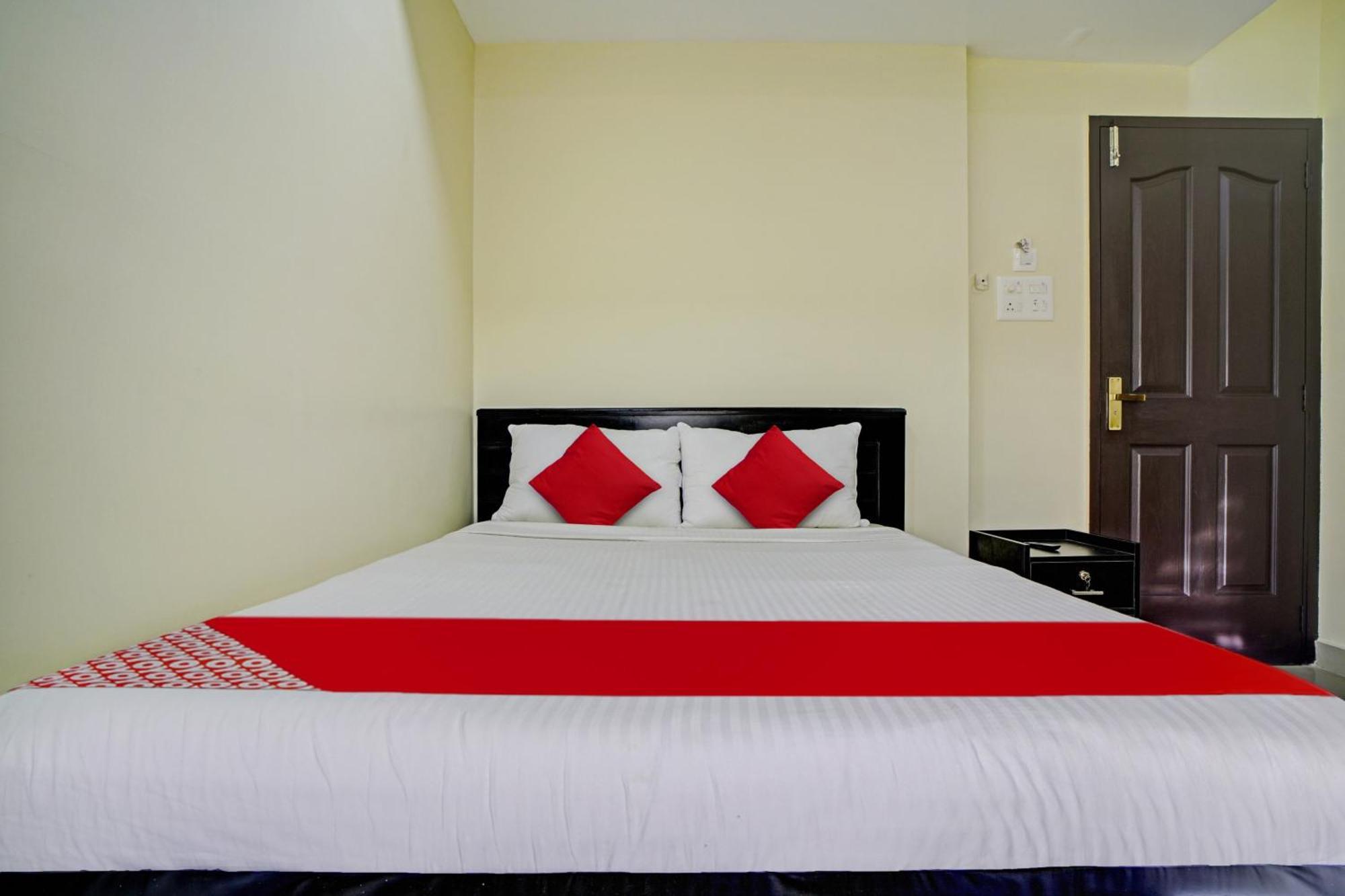 Hotel O Crystal Executive Suites Kochi Kültér fotó