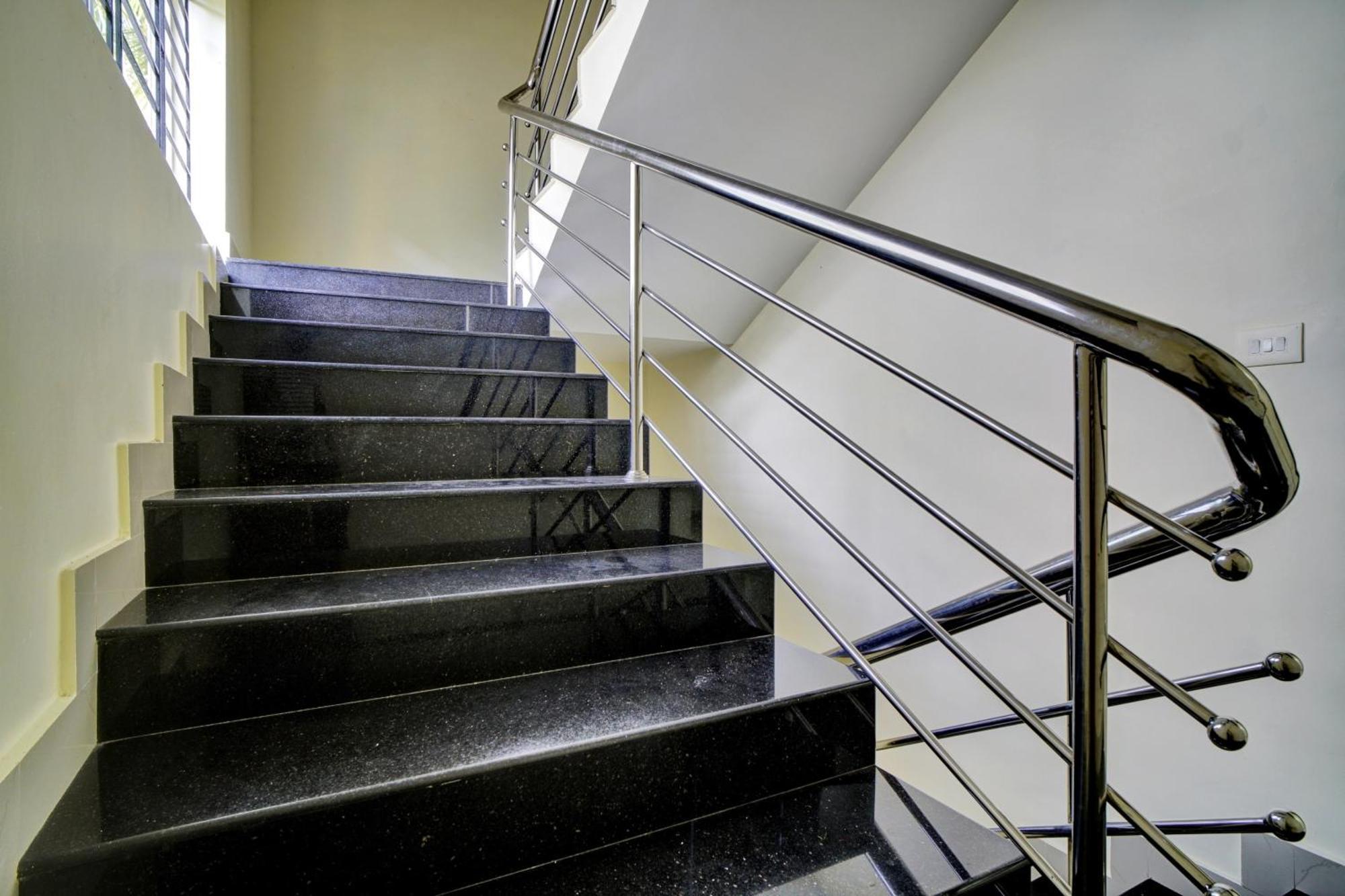 Hotel O Crystal Executive Suites Kochi Kültér fotó