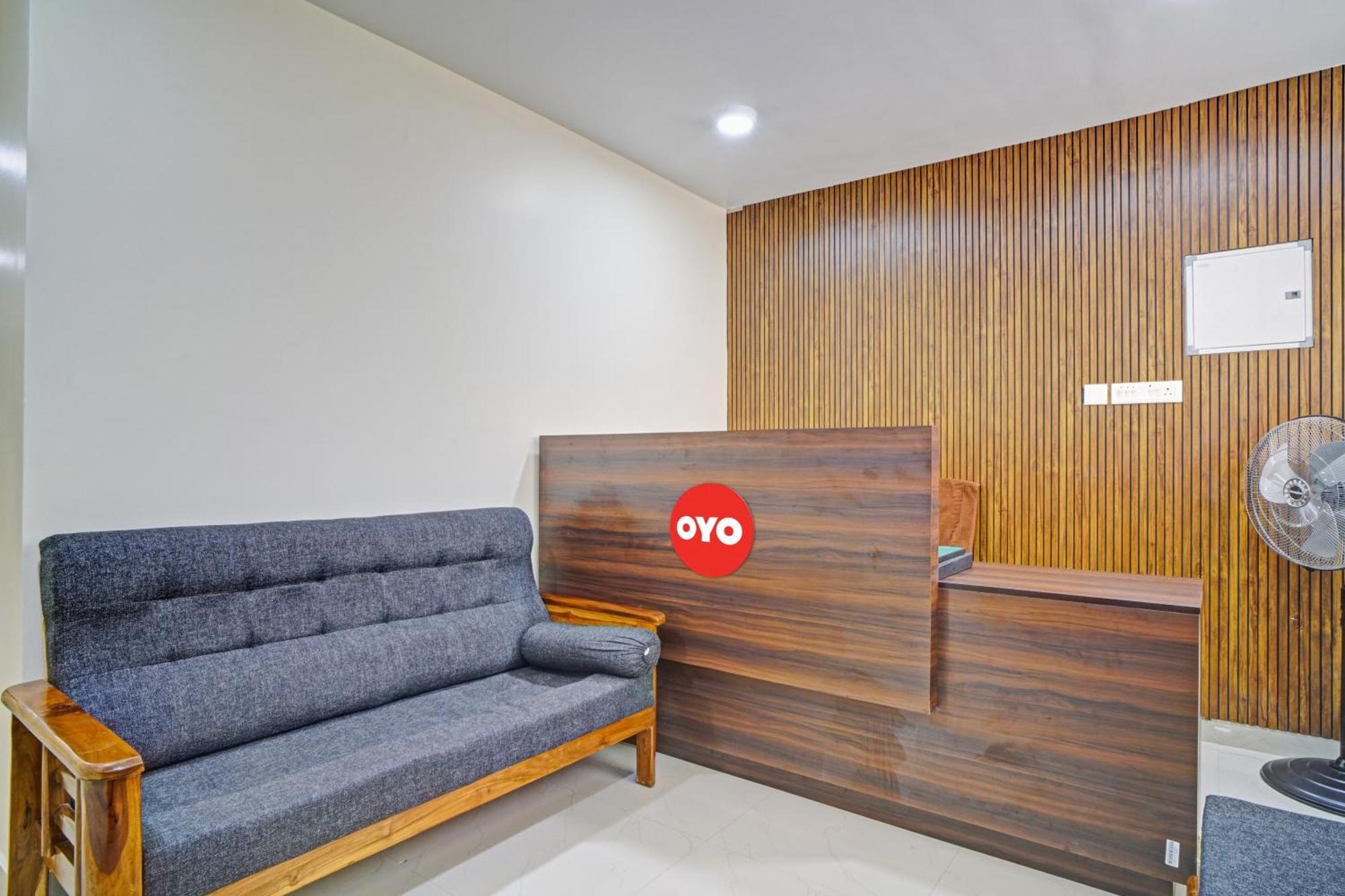 Hotel O Crystal Executive Suites Kochi Kültér fotó