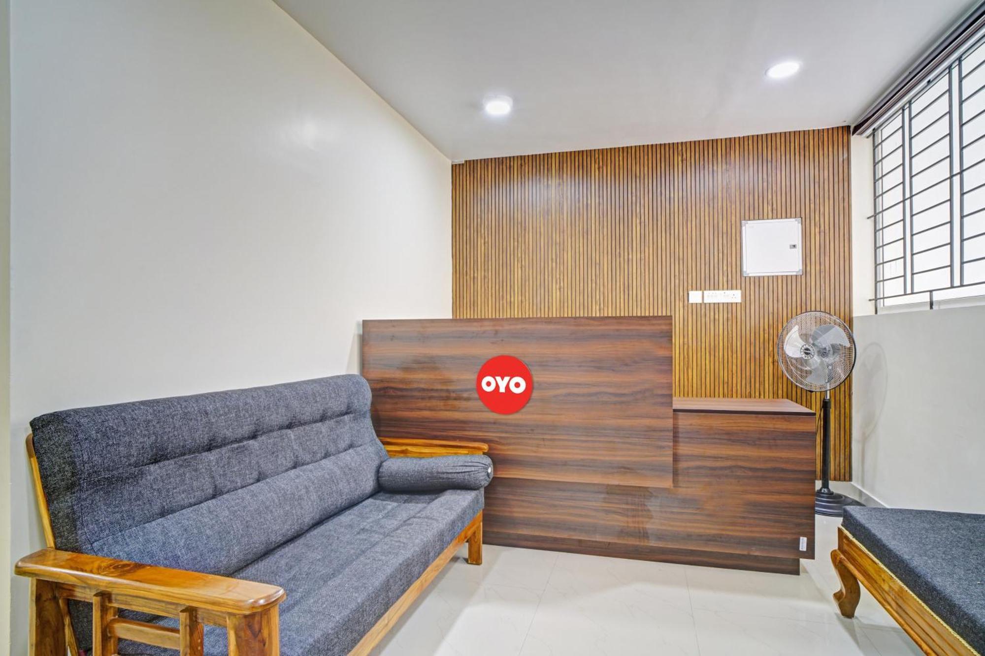 Hotel O Crystal Executive Suites Kochi Kültér fotó