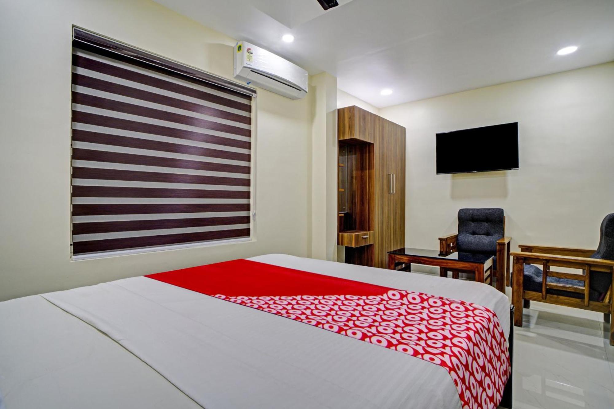 Hotel O Crystal Executive Suites Kochi Kültér fotó